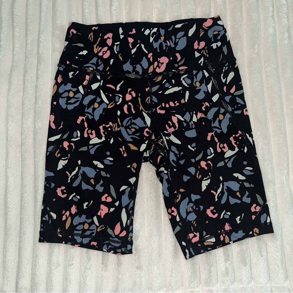 Sweaty Betty Power 9” Biker Shorts Black + Multi Colored Abstract Floral • XS